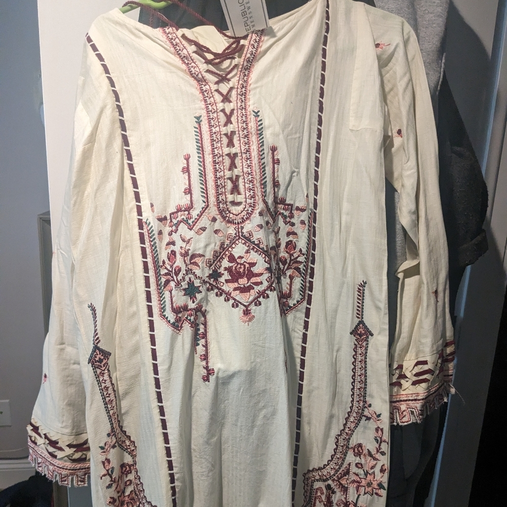 Pakistani party wear republics women's wear